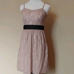 Elle Nude Lace Dress Size 8